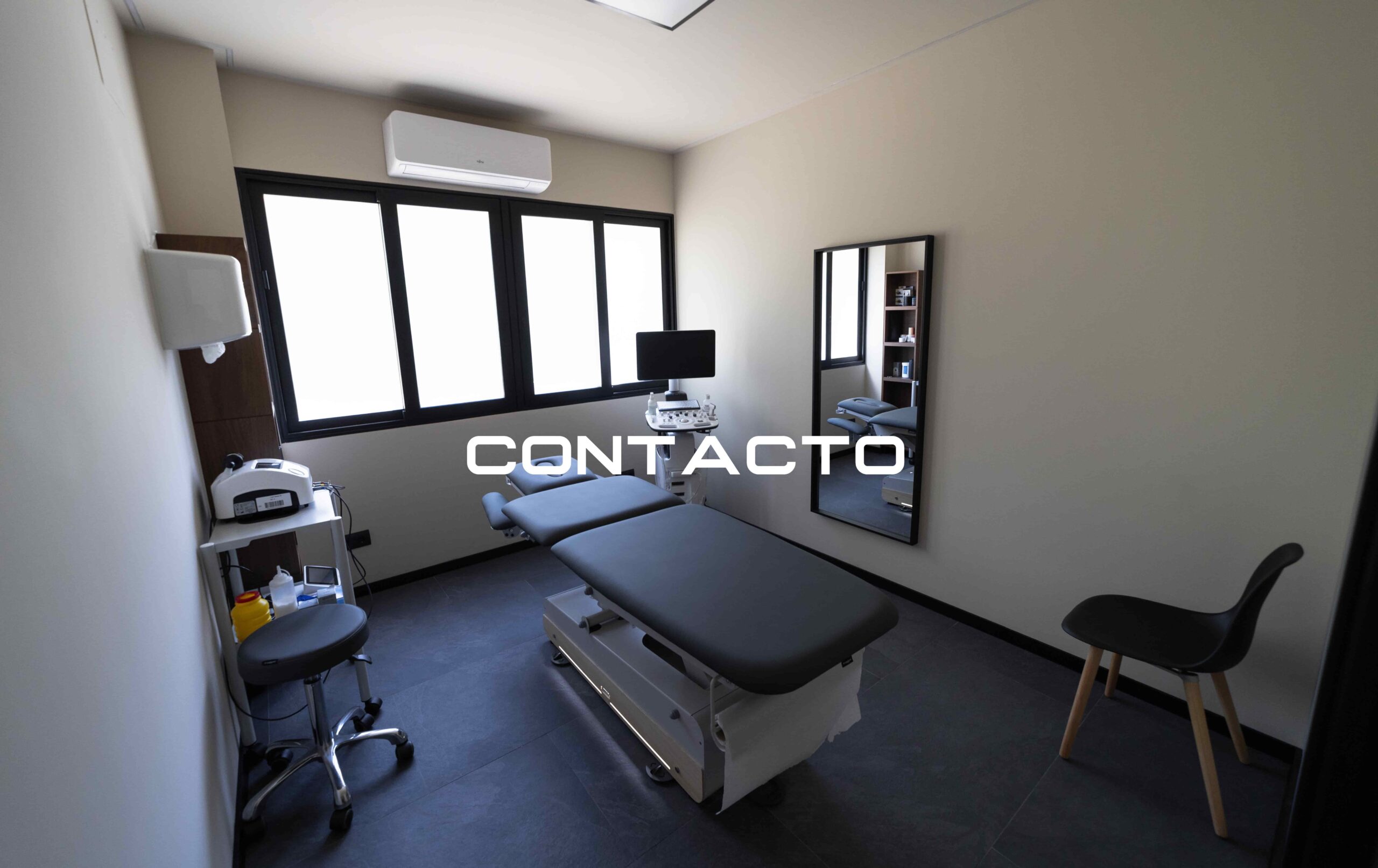 Contacte con nosotros
